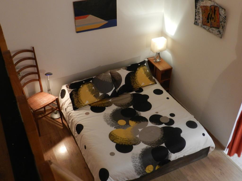 Modern Flat Cavour Apartment Наполи Екстериор снимка