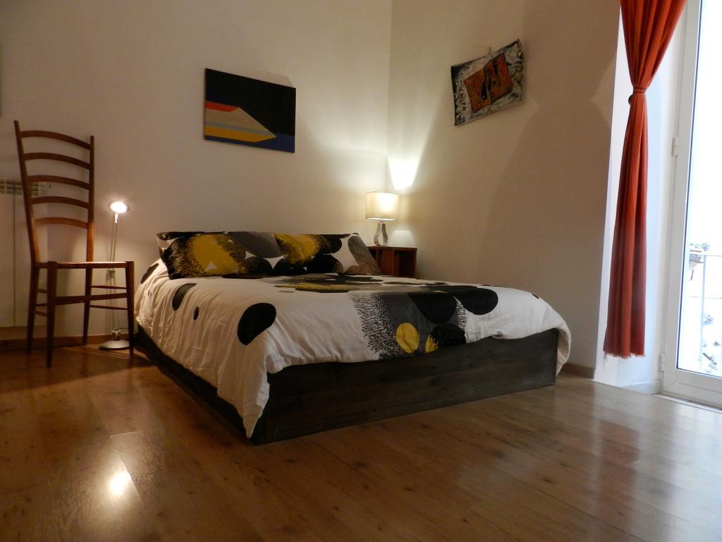 Modern Flat Cavour Apartment Наполи Екстериор снимка